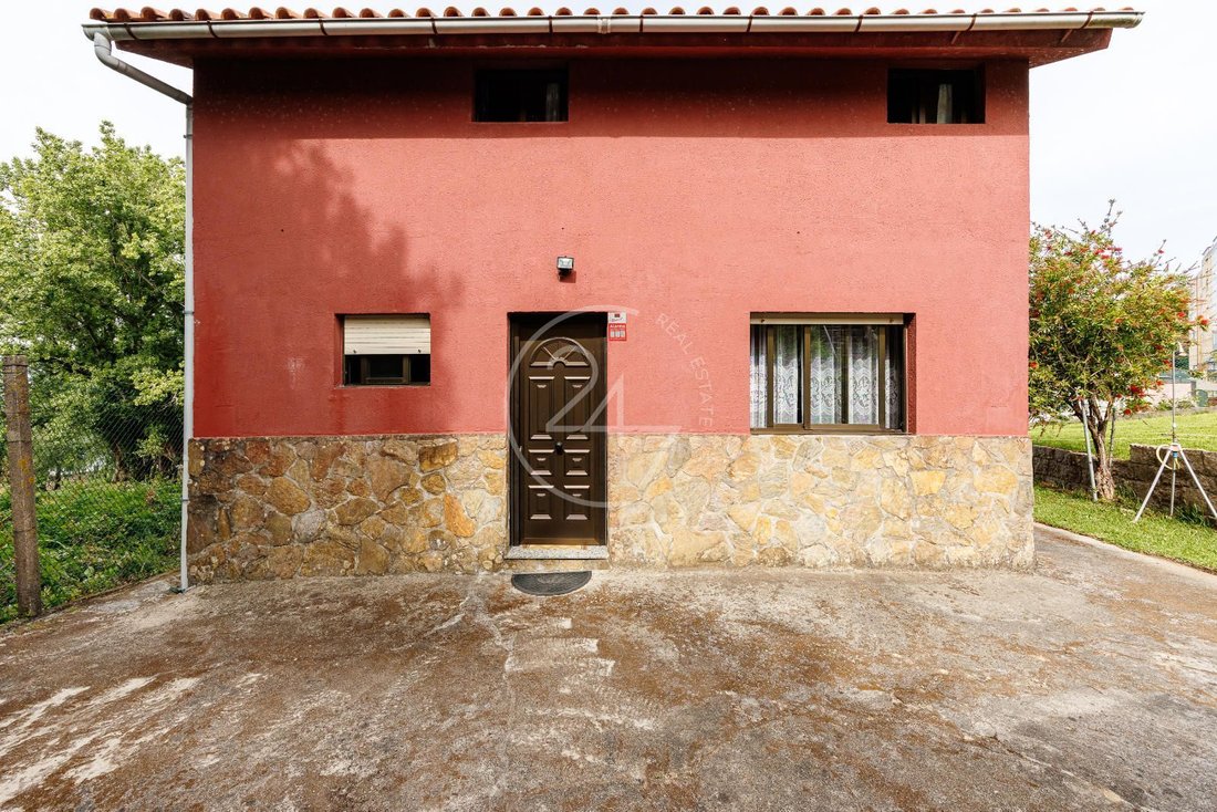Villa in Vigo (District), Vigo, Spain 3 - 18000696
