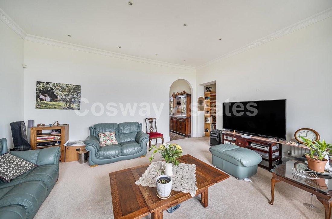 Apartment in Barnet, England 3 - 18000597