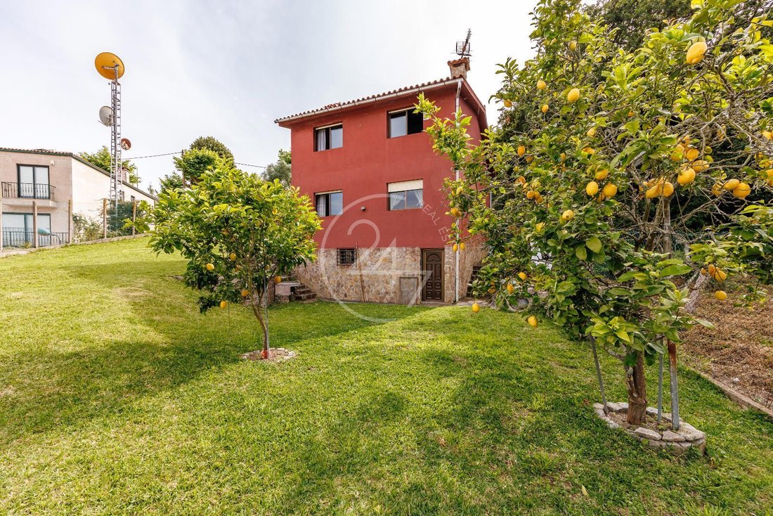 Villa in Vigo (District), Vigo, Spain 2 - 18000696