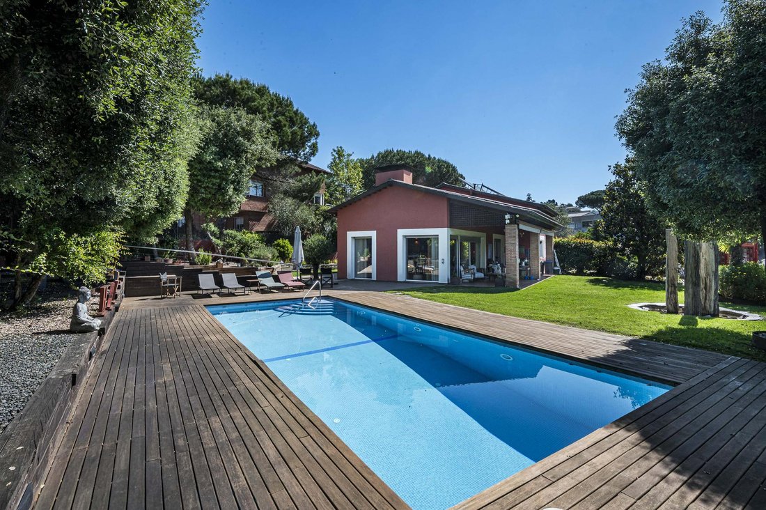 Villa in Sant Cugat del Valles, Catalonia, Spain 3 - 18000638