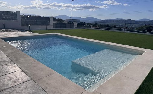 Villa en Alhaurín de la Torre, Andalucía, España 1