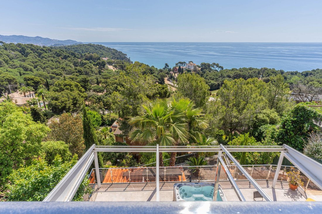 Villa in Blanes, Catalonia, Spain 2 - 18000649