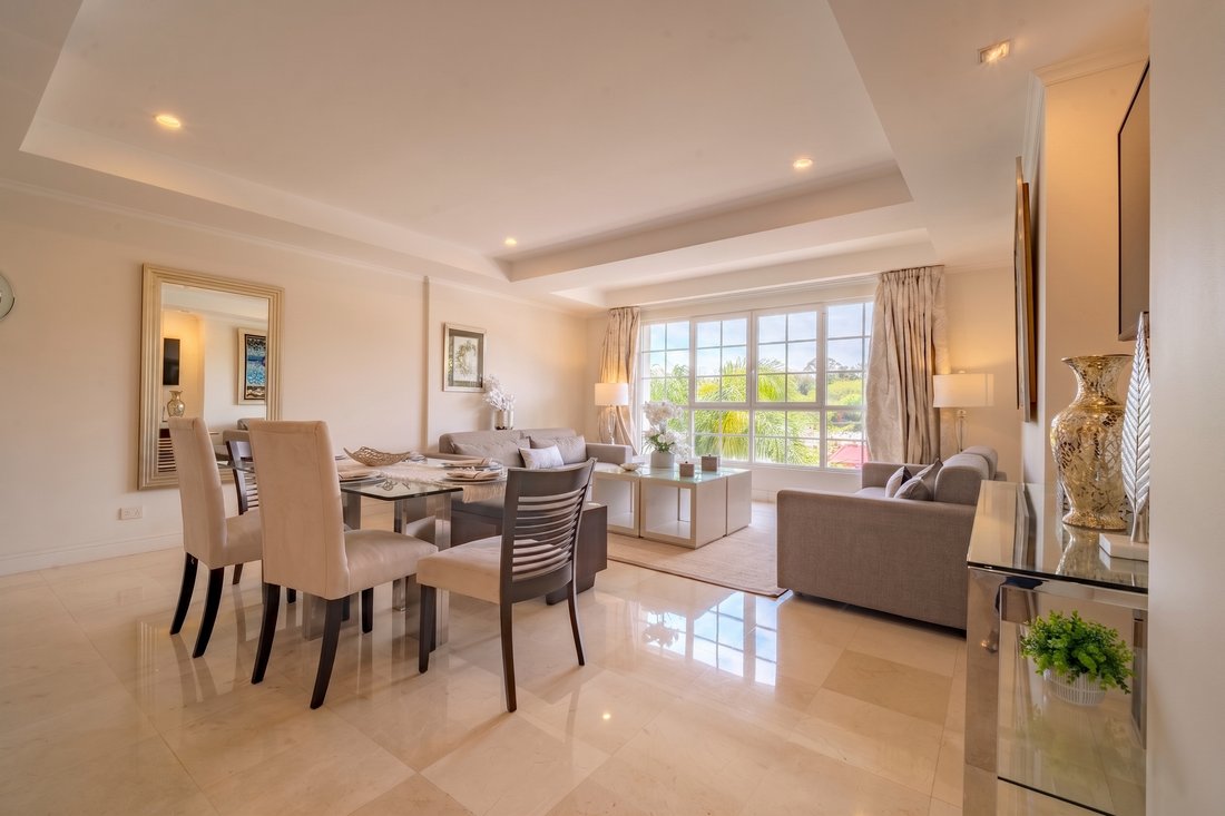 Apartment in San Rafael de Escazú, San José Province, Costa Rica 2 - 18000747