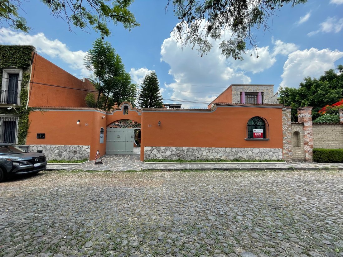 House in Presita Guadalupe, Guanajuato, Mexico 2 - 18001015