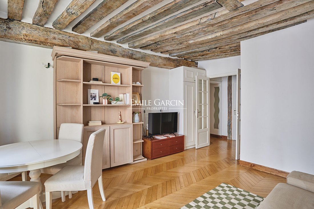 Apartment in Odéon, Paris 6e Arrondissement, Paris 4 - 18002503