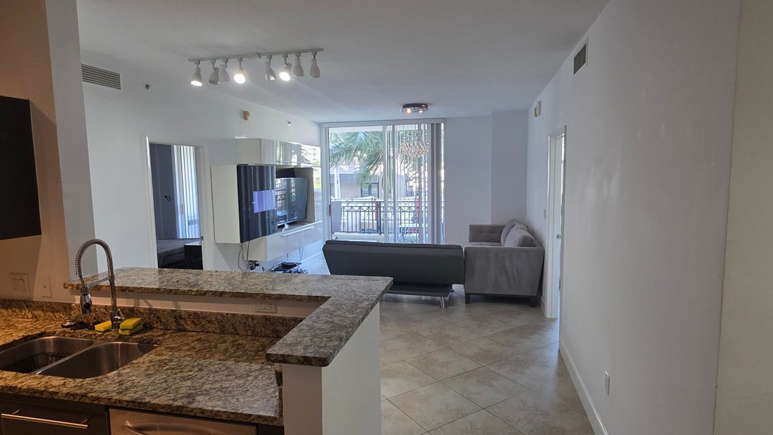 Condo in West Palm Beach, Florida, United States 3 - 18001926