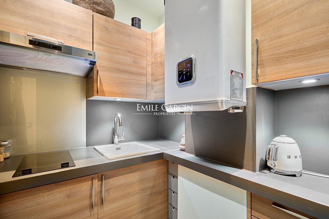 Apartment in Saint Gervais, Paris 4e Arrondissement, Paris 4 - 18002501
