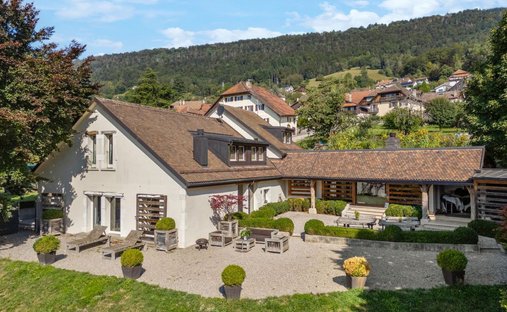 House in Fontanezier, Vaud, Switzerland 1