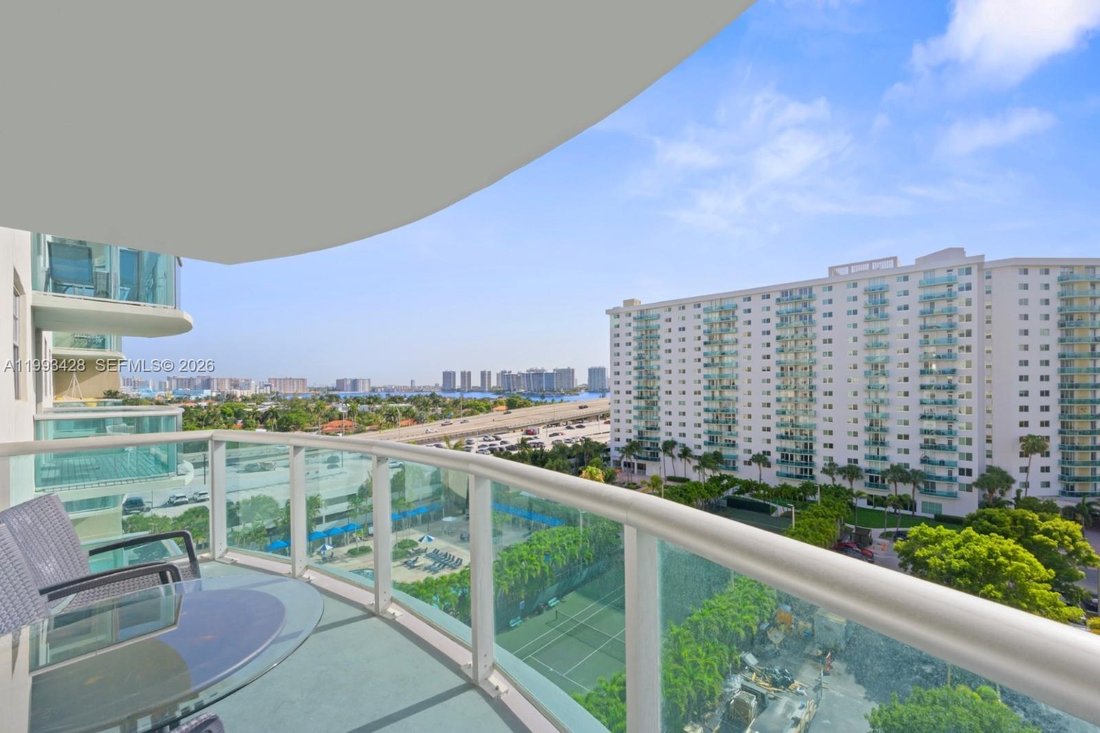 Condo in Sunny Isles Beach, Florida, United States 1 - 18001716