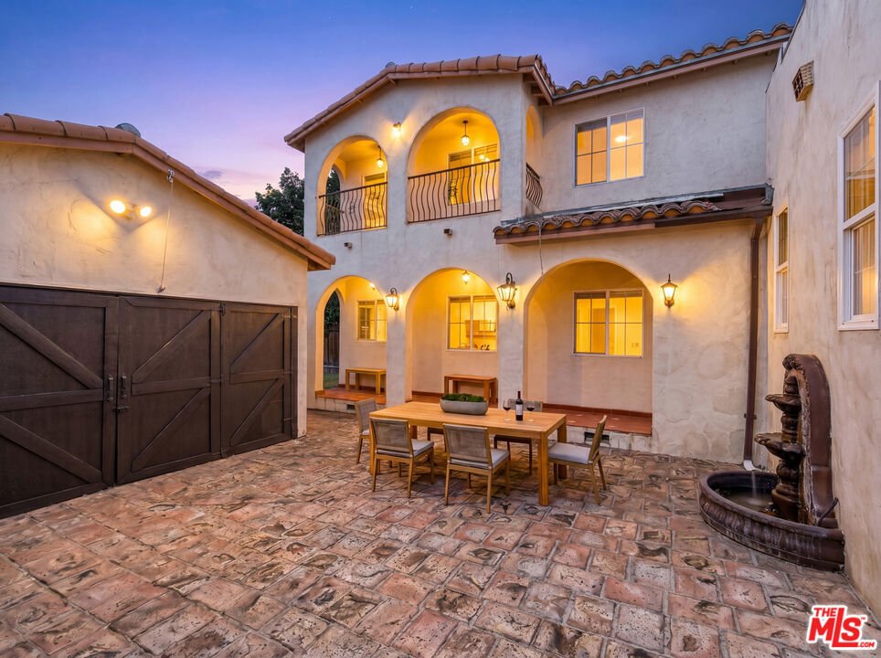 House in Altadena, California, United States 4 - 18003542