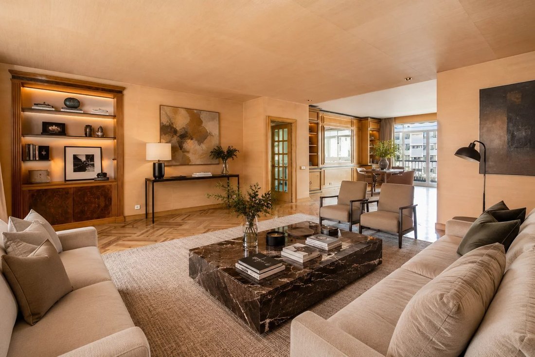 Apartment in Chamberi, Madrid, Spain 3 - 16779030