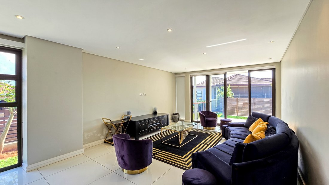 Villa in La Lucia, KwaZulu-Natal, South Africa 5 - 18002695
