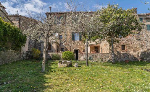 Montalcino, Tuscany, Italy 1