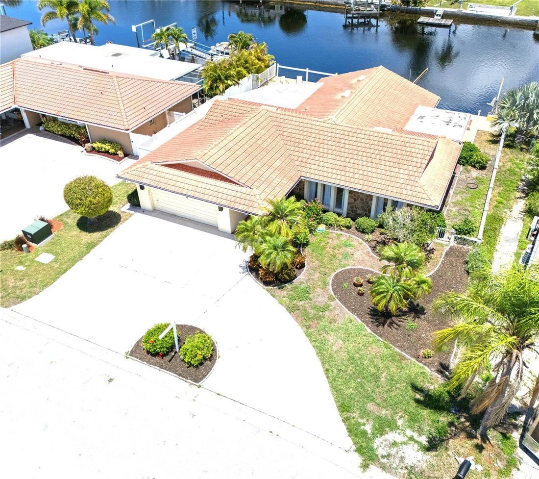 House in New Port Richey, Florida, United States 1 - 18001909