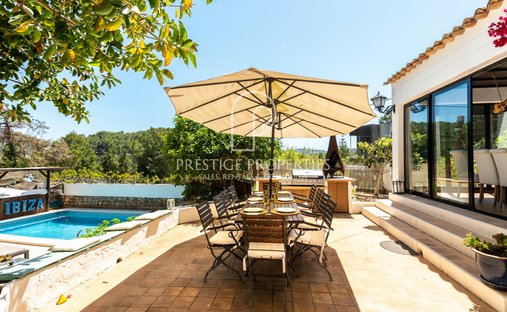 House in Cala Llonga, Ibiza, Santa Eularia des Riu, Balearic Islands 1