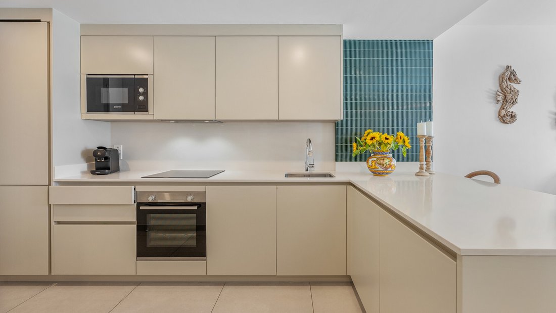 Apartment in Elviria-Cabopino, Marbella, Spain 4 - 18002178