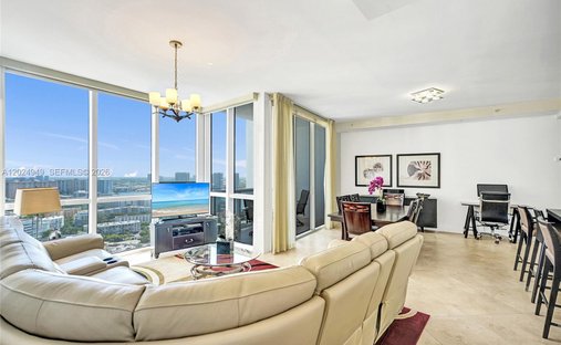 Condo in Sunny Isles Beach, Florida, United States 1