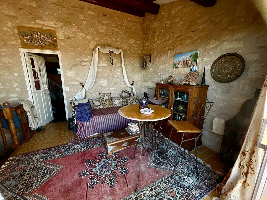 Villa in Nézignan-l'Évêque, Occitania, France 4 - 18001096