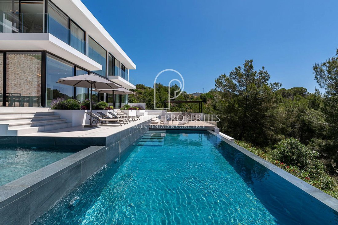 Villa in Can Furnet, Santa Eularia des Riu, Balearic Islands 1 - 18002151