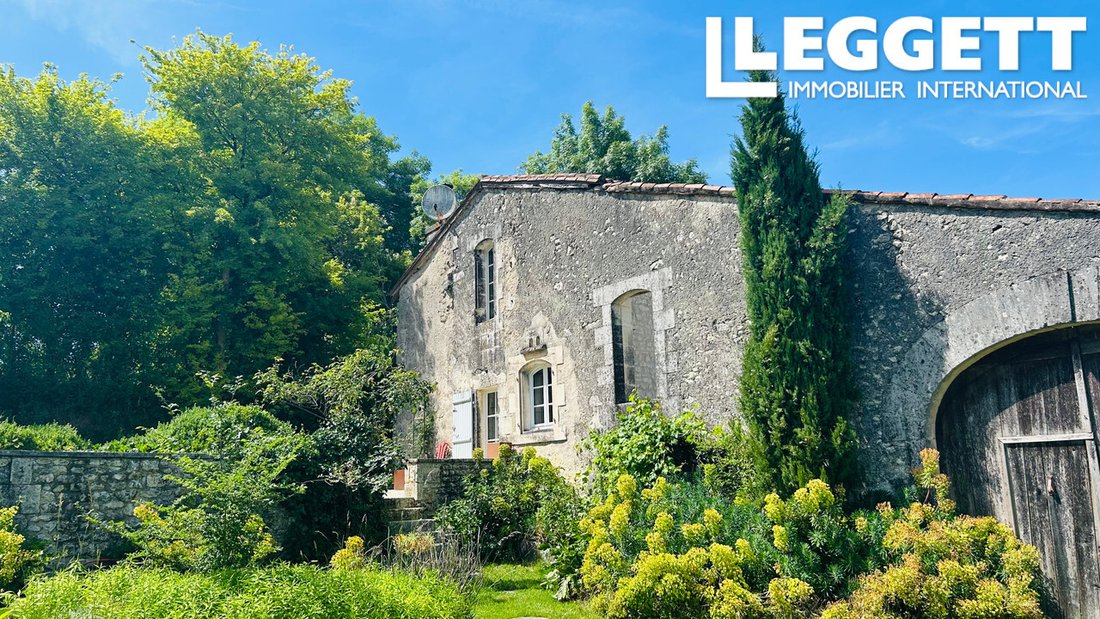 Farm Ranch in Bertric-Buree, Nouvelle-Aquitaine, France 3 - 16117276