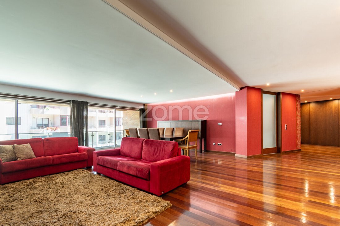 Apartment in Aver-o-Mar, Amorim e Terroso, Porto District, Portugal 4 - 18002533
