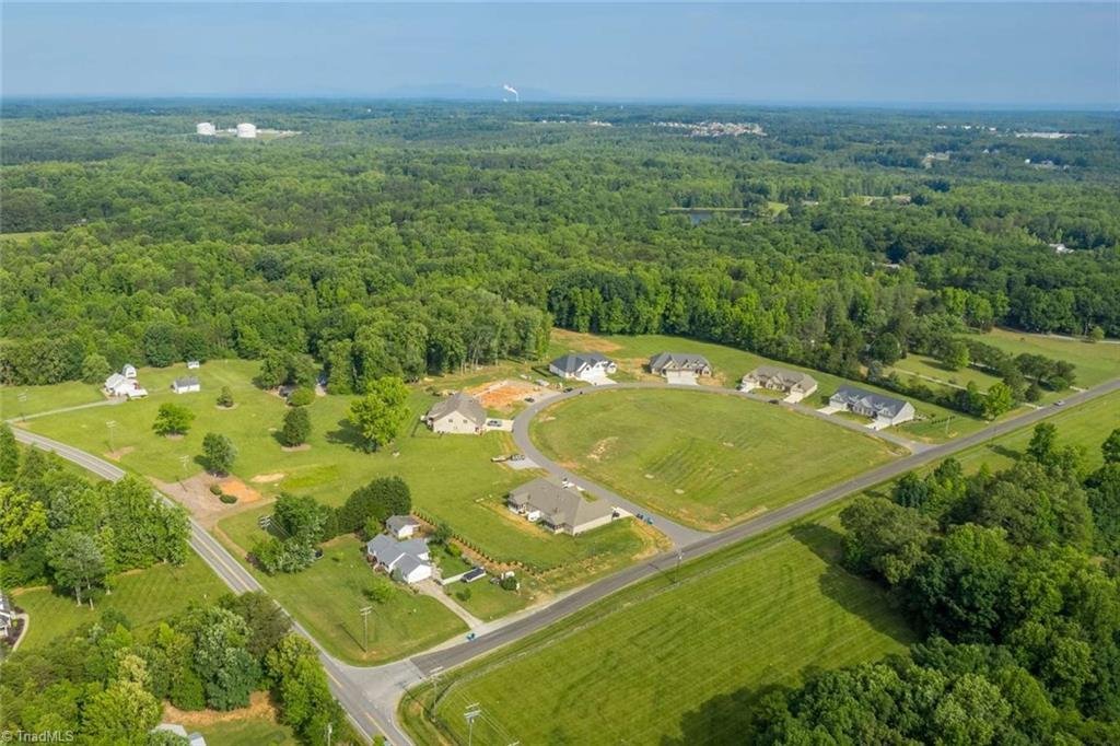 Townhouse in Summerfield, North Carolina, United States 5 - 18002068