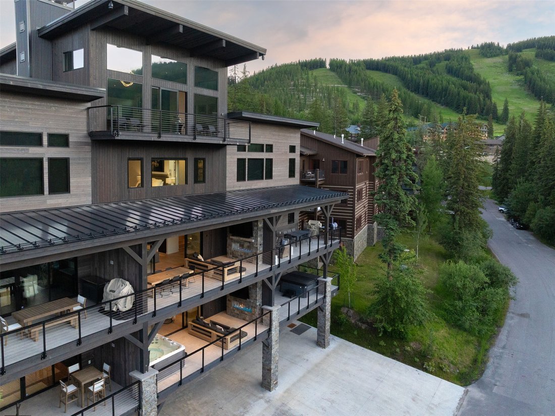 Condo in Whitefish, Montana, United States 1 - 18002990