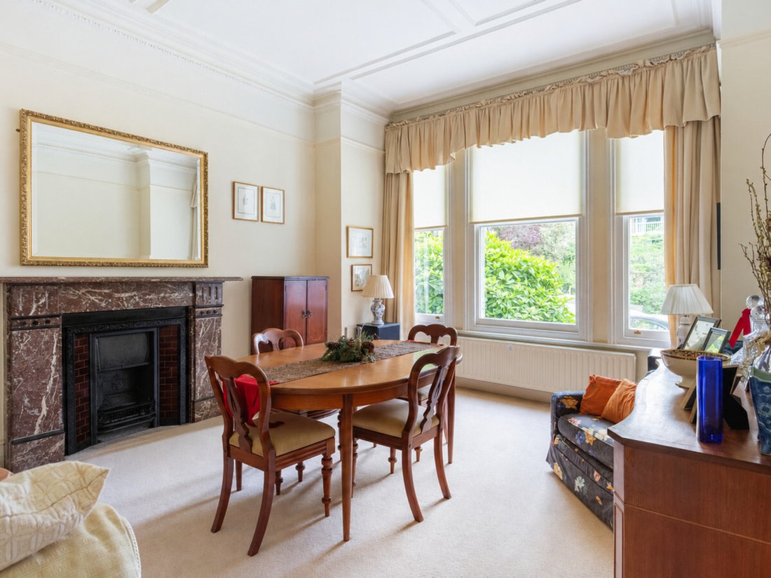 House in Ealing (London Borough of Ealing), Ealing, England 4 - 18000708