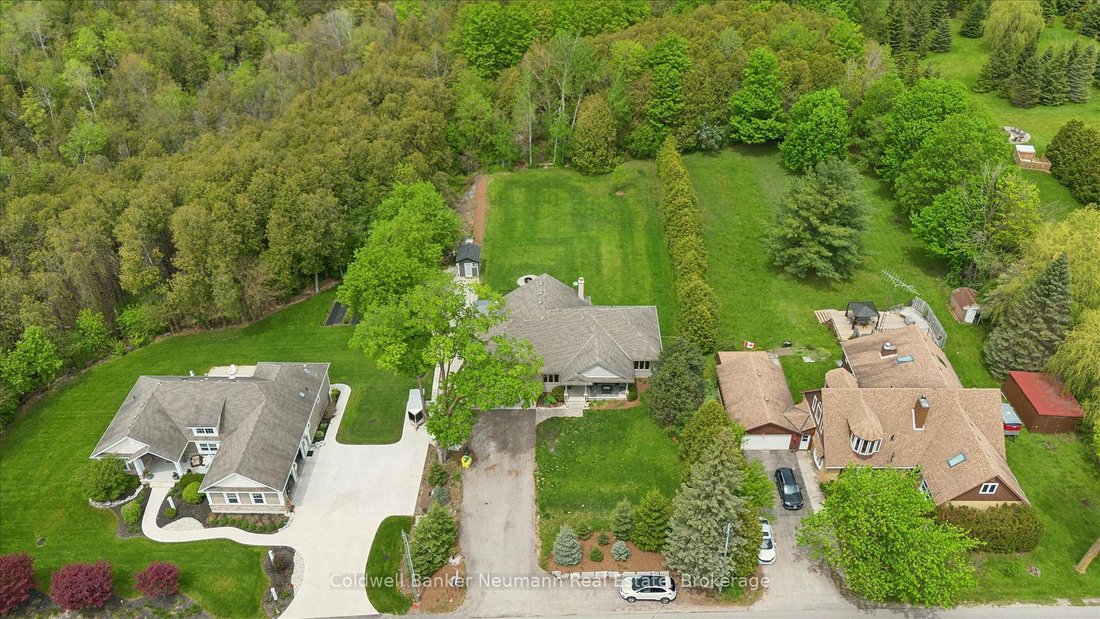 House in Puslinch, Ontario, Canada 2 - 18001522