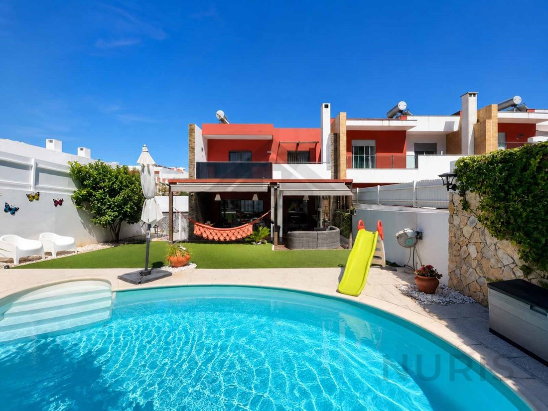 House in Portimao, Algarve, Portugal 1 - 18002419