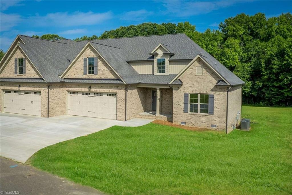 Townhouse in Summerfield, North Carolina, United States 1 - 18002068