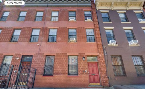 House in New York, New York, United States 1
