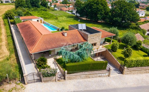 House in Santa Eulalia, Braga, Portugal 1