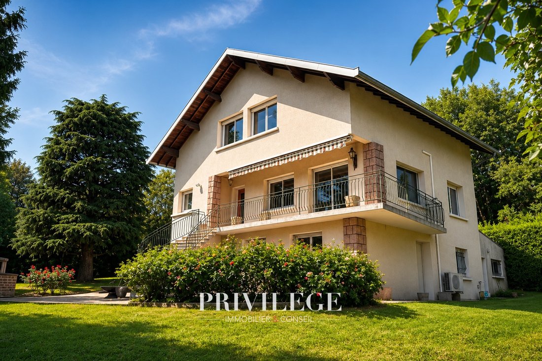 House in Saint-Cyr-au-Mont-d'Or, Auvergne-Rhône-Alpes, France 4 - 17018959