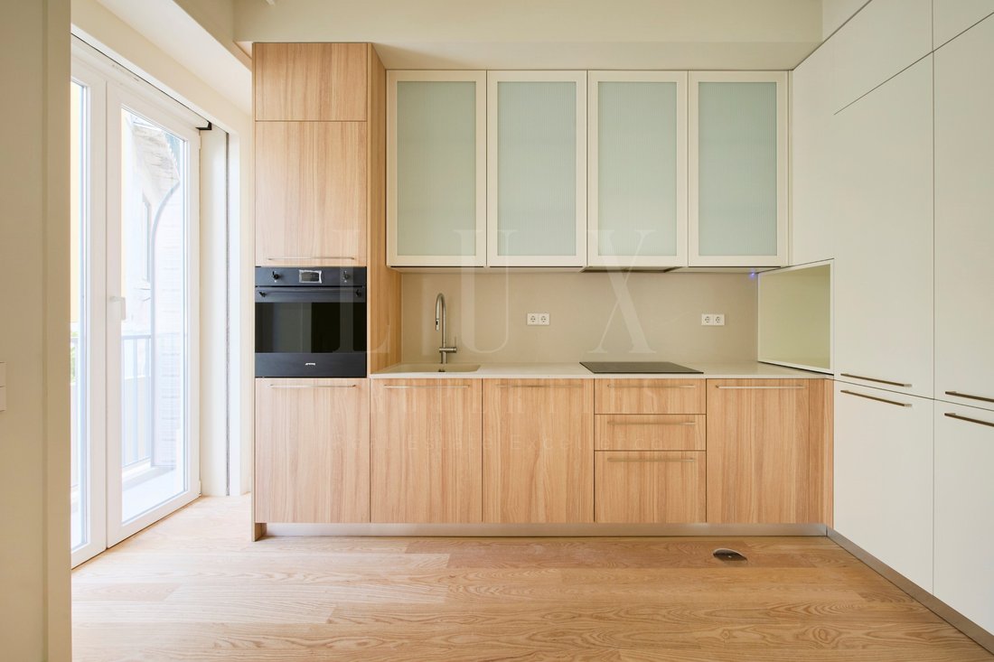 Apartment in Arroios, Lisbon, Portugal 3 - 18002481