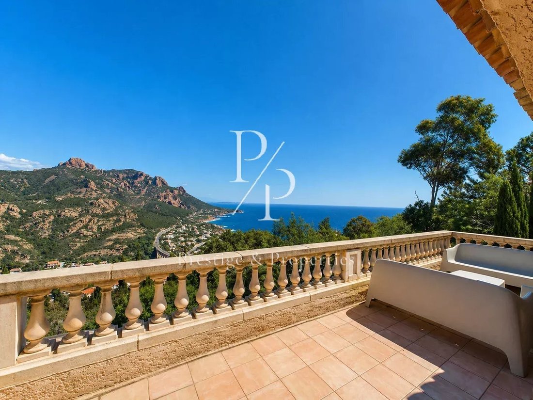 Villa in Théoule-sur-Mer, Provence-Alpes-Côte d'Azur, France 3 - 17782671