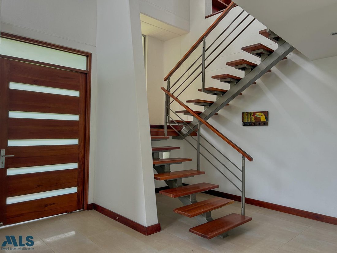 House in Envigado, Antioquia, Colombia 2 - 18003659