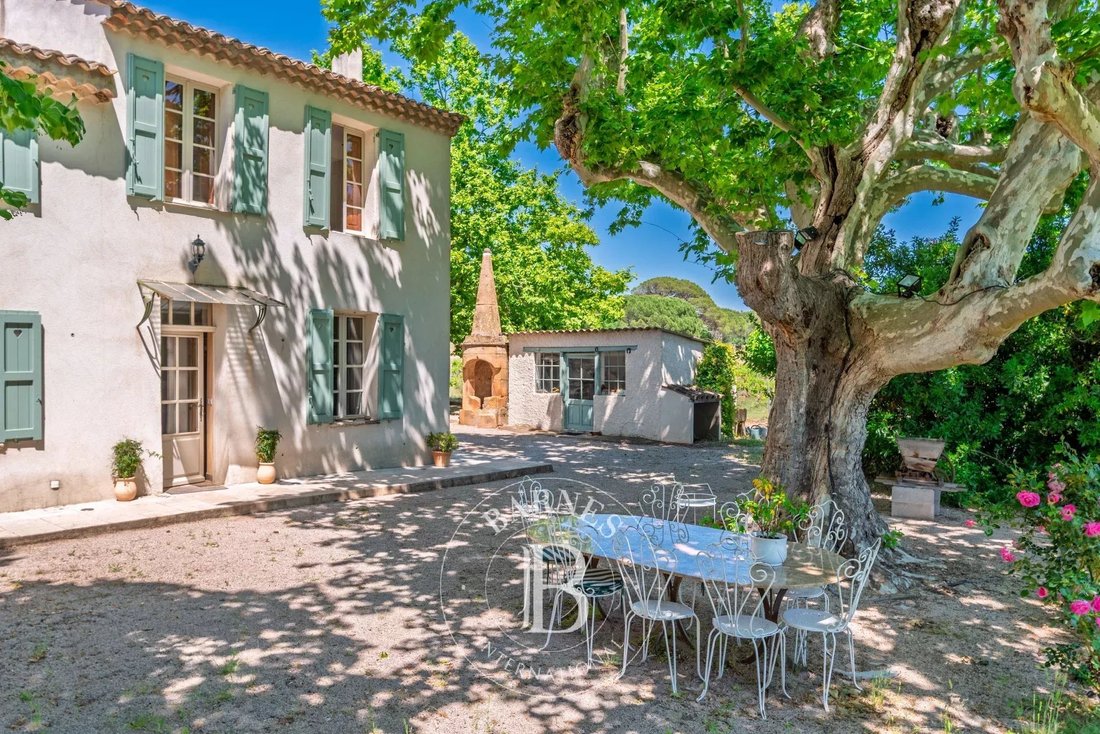 Farm Ranch in Sud, Vidauban, France 3 - 15454302