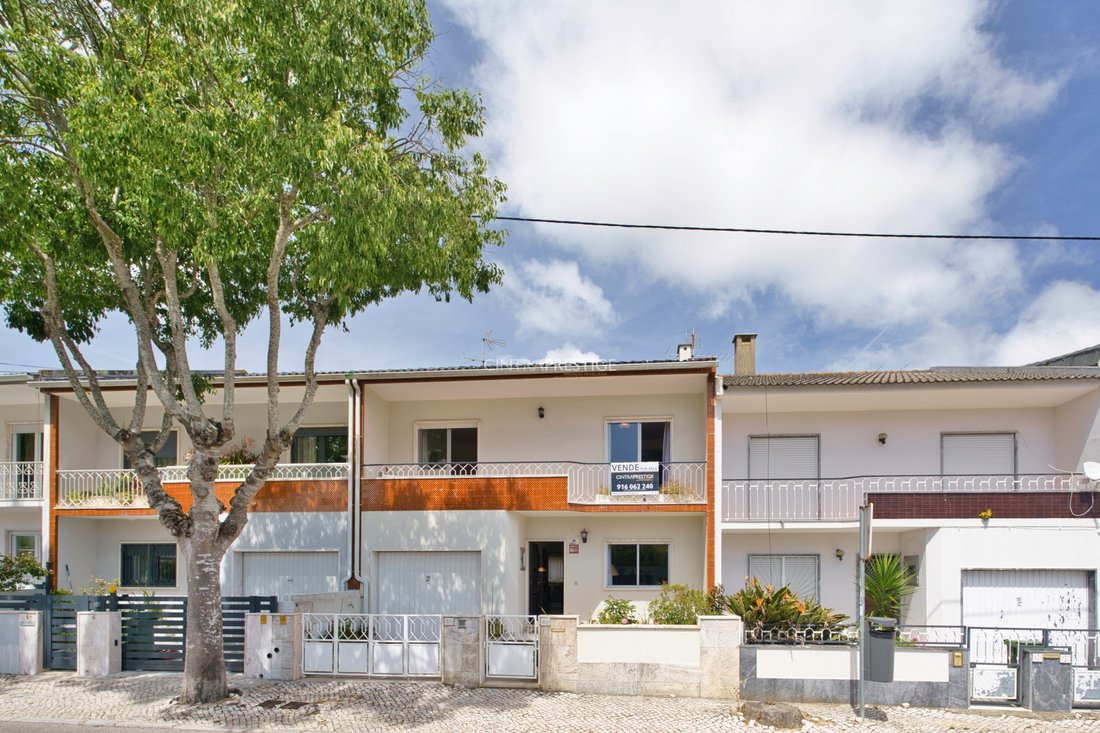 House in Algueirao-Mem Martins, Lisbon, Portugal 1 - 17534755