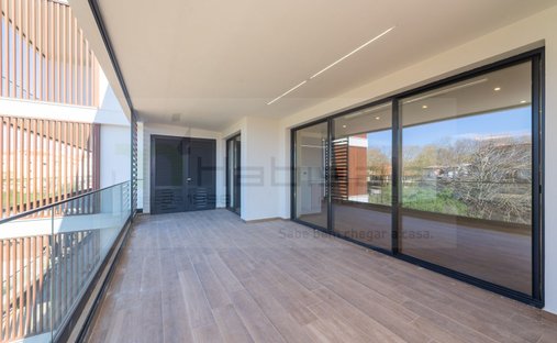 Apartment in Carcavelos e Parede, Lisbon, Portugal 1