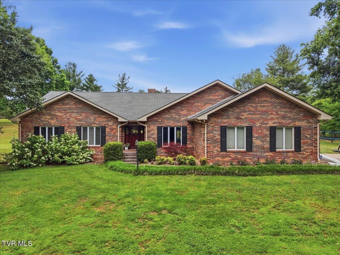 House in Greeneville, Tennessee, United States 3 - 18001737