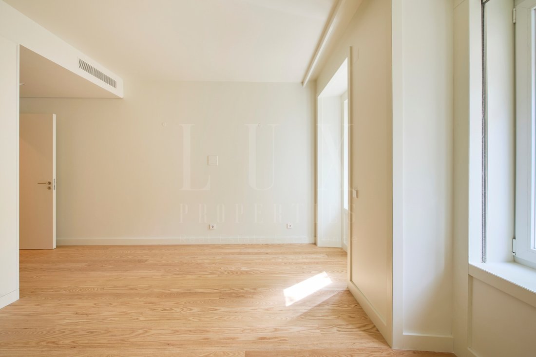 Apartment in Arroios, Lisbon, Portugal 2 - 18002484