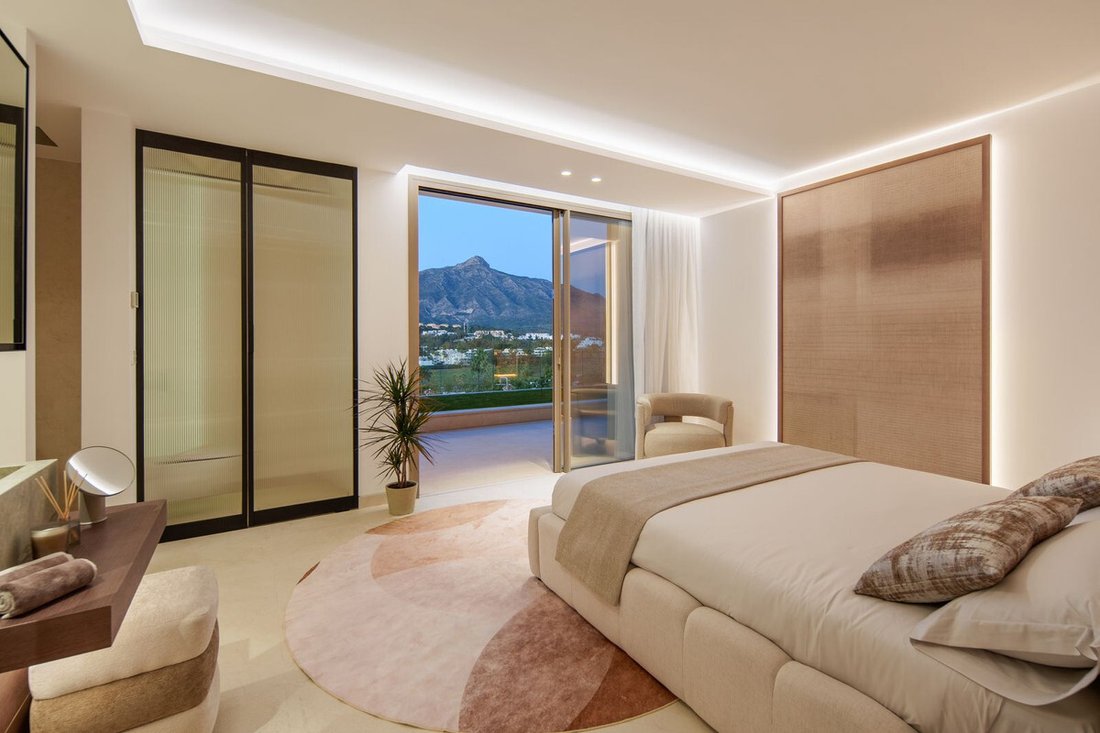 Villa in Puerto Banus, Marbella, Spain 4 - 18000874