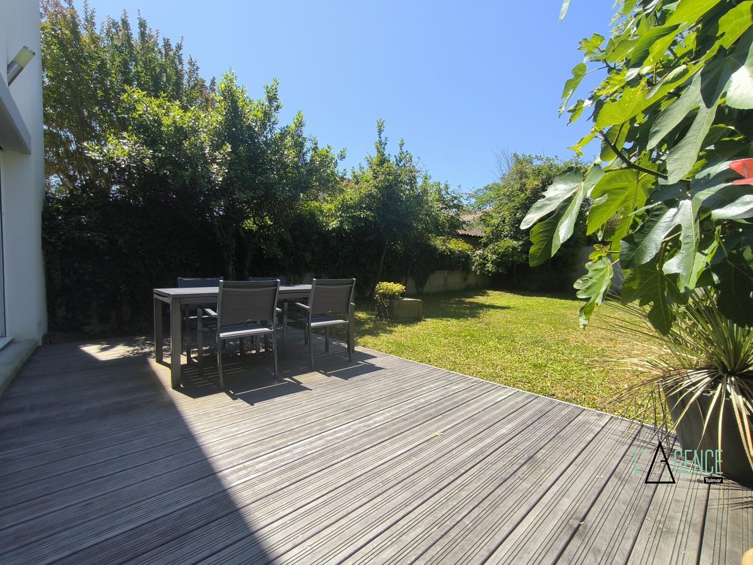 House in Bourg, Eysines, France 1 - 18003069