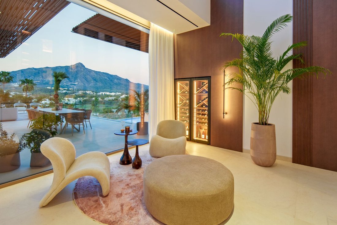 Villa in Puerto Banus, Marbella, Spain 2 - 18000874