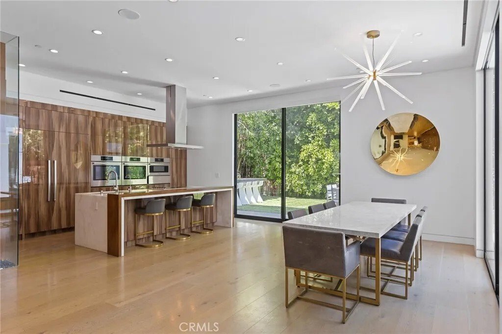 House in Los Angeles, California, United States 1 - 16937265