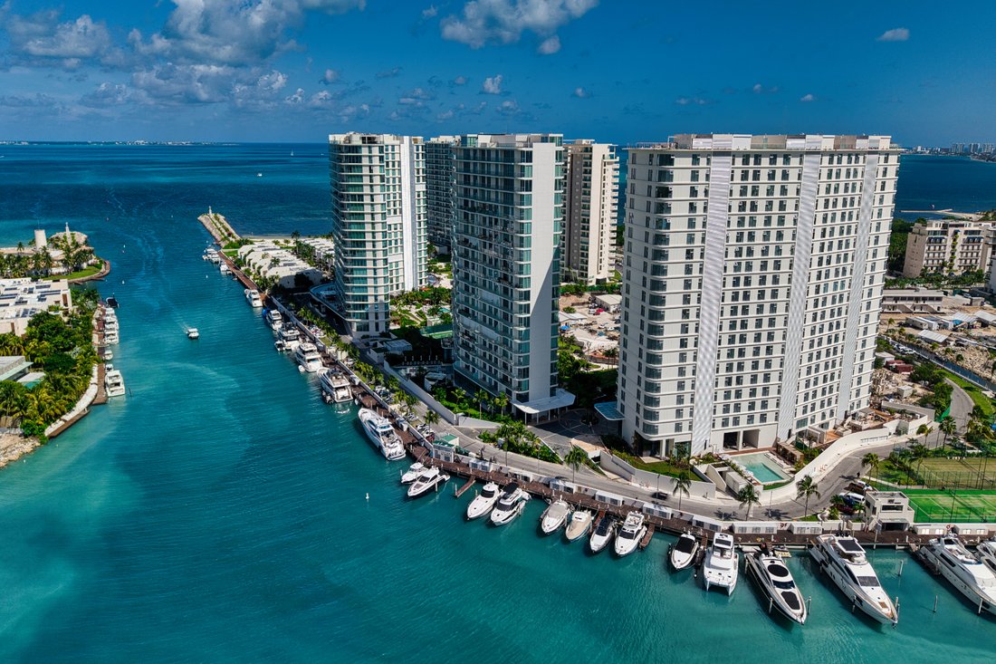 Condo in Cancún, Quintana Roo, Mexico 1 - 15931188