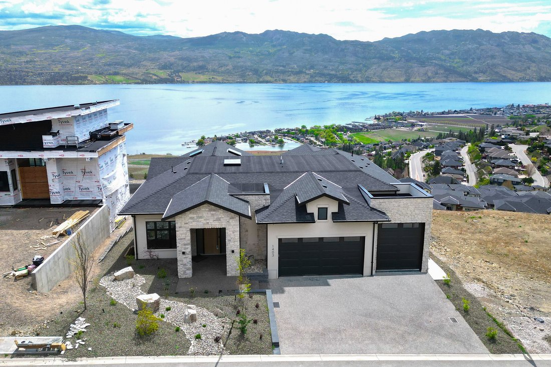 House in West Kelowna, British Columbia, Canada 1 - 17821375