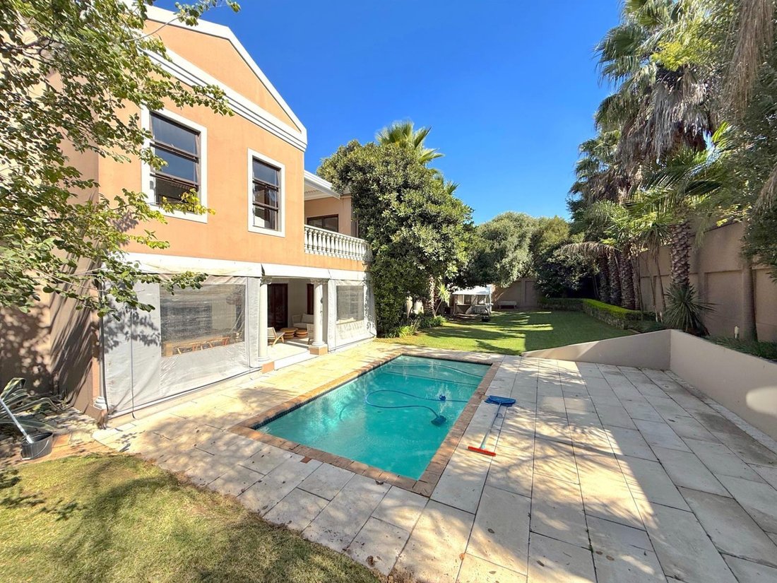House in Dainfern Valley, Gauteng, South Africa 4 - 18002309