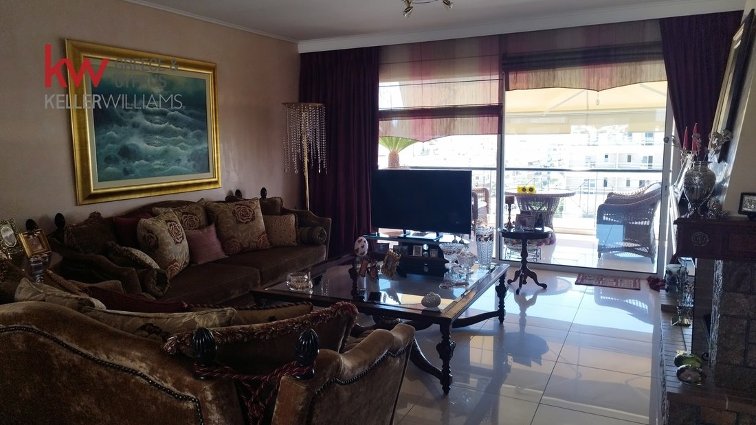 Apartment in South Athens, Attica, Greece 1 - 18001009
